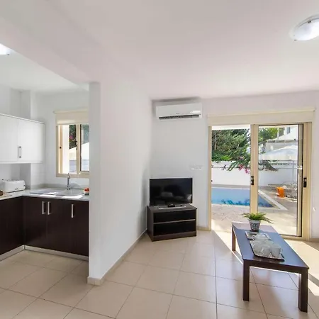 Avocado Palm 23 Villa Protaras