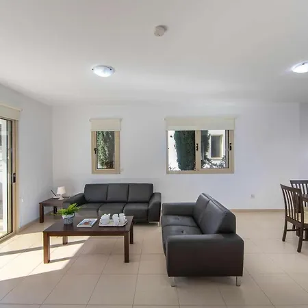 Villa Avocado Palm 23 *